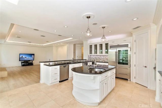 19 Santa Rosa, Rolling Hills Estates, CA 90274