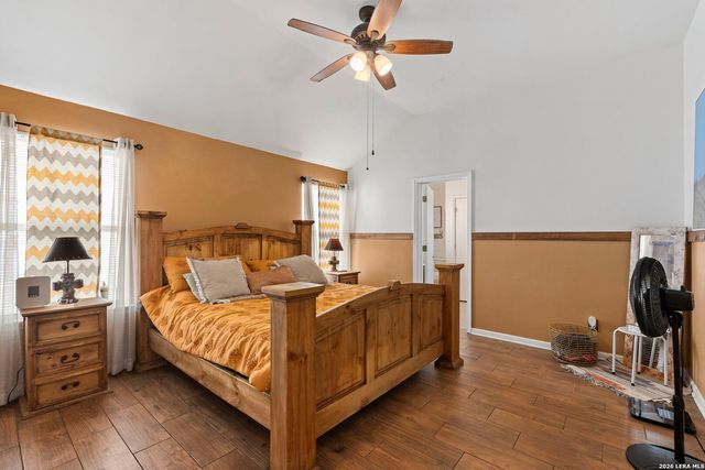 8406 Cherisse Dr, Converse, TX 78109