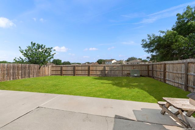 8406 Cherisse Dr, Converse, TX 78109