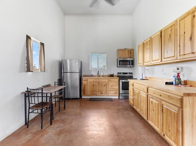 20501 Fm 521, Wadsworth, TX 77414