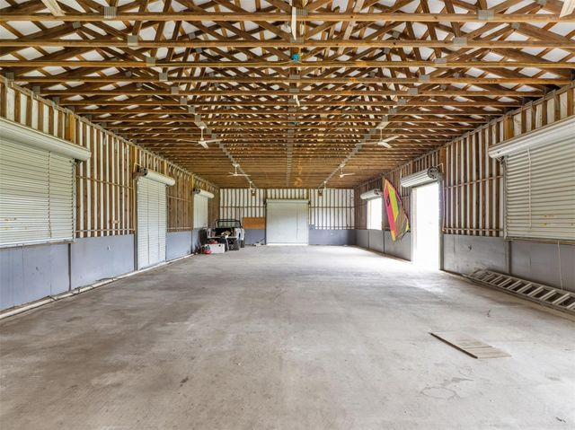 20501 Fm 521, Wadsworth, TX 77414