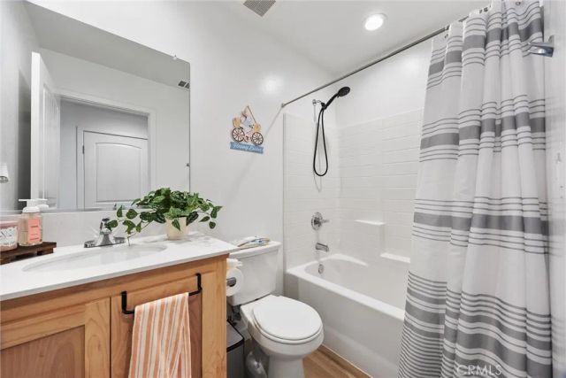 807 Potts Point Way, Bakersfield, CA 93307