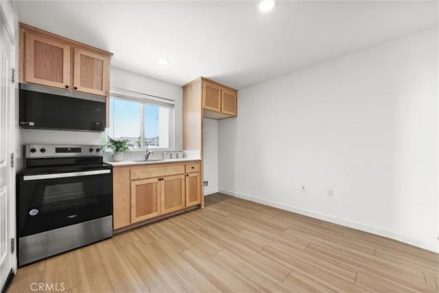 807 Potts Point Way, Bakersfield, CA 93307