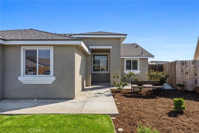 807 Potts Point Way, Bakersfield, CA 93307