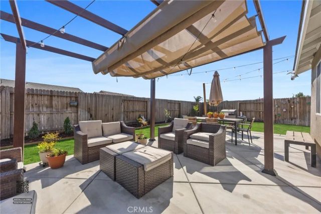 807 Potts Point Way, Bakersfield, CA 93307