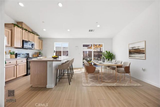 807 Potts Point Way, Bakersfield, CA 93307