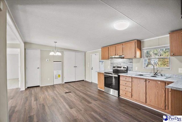 648 Franway Drive, Darlington, SC 29532