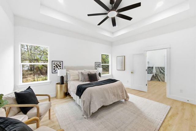 103 Kawainui LN, Bastrop, TX 78602