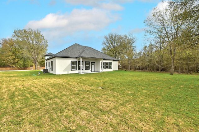 103 Kawainui LN, Bastrop, TX 78602