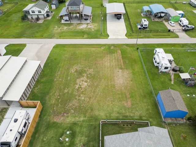 940 Sandollar, Crystal Beach, TX 77650