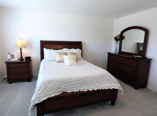 636 E 119th Place, Crown Point, IN 46307