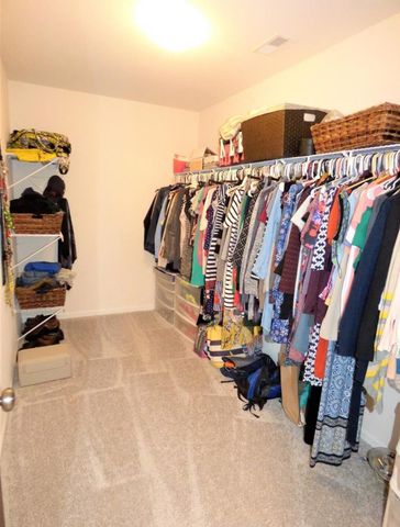 636 E 119th Place, Crown Point, IN 46307