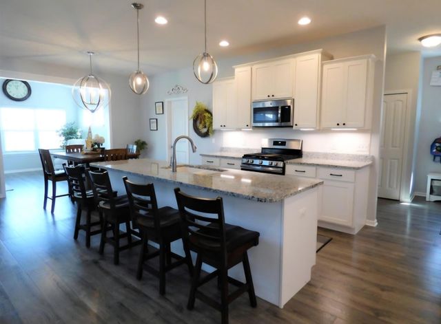 636 E 119th Place, Crown Point, IN 46307