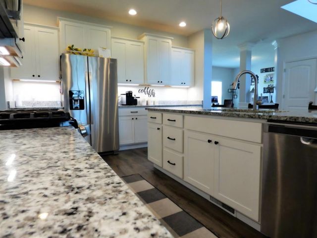 636 E 119th Place, Crown Point, IN 46307