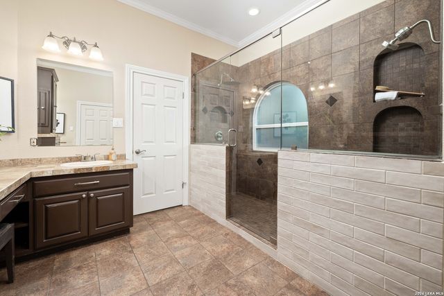 8506 Fairway Trail, Boerne, TX 78015