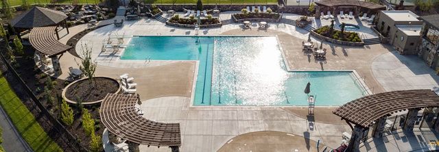 4 CHERRYWOODS LN, Sandy, UT 84092