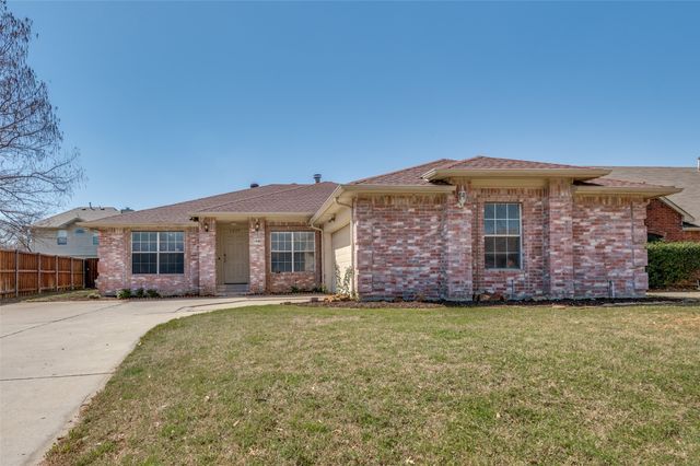 1940 Helen Drive, Lewisville, TX 75067