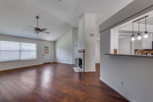 1940 Helen Drive, Lewisville, TX 75067