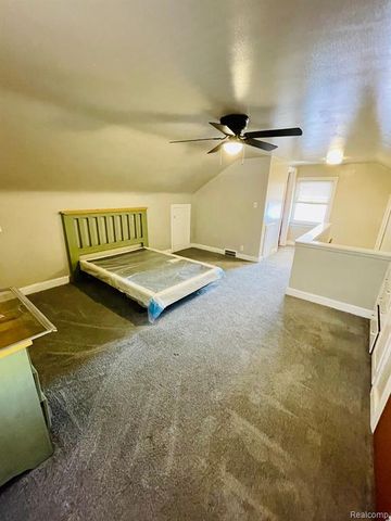 9327 Cloverlawn Street, Detroit, MI 48204