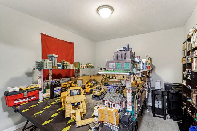 1545 Notley Field Lane, Vicksburg Vllg, MI 49097