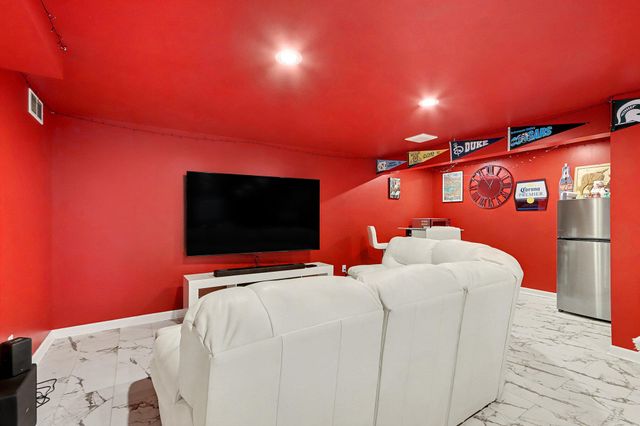 1545 Notley Field Lane, Vicksburg Vllg, MI 49097