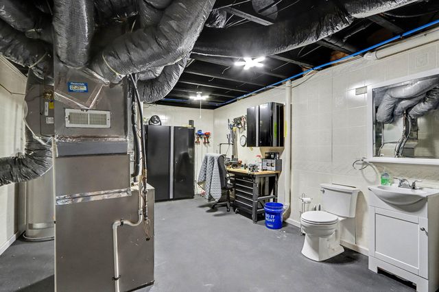 1545 Notley Field Lane, Vicksburg Vllg, MI 49097