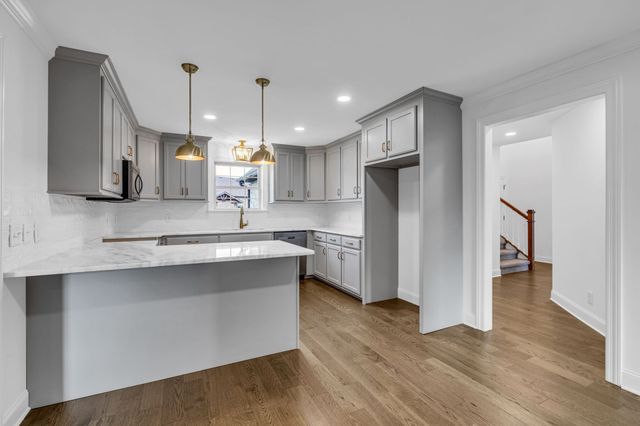 309 Honeysuckle Ln, Shelbyville, TN 37160