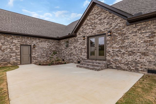 309 Honeysuckle Ln, Shelbyville, TN 37160