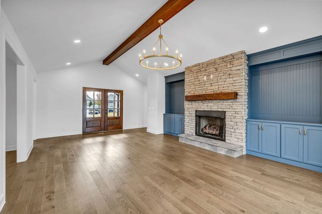 309 Honeysuckle Ln, Shelbyville, TN 37160