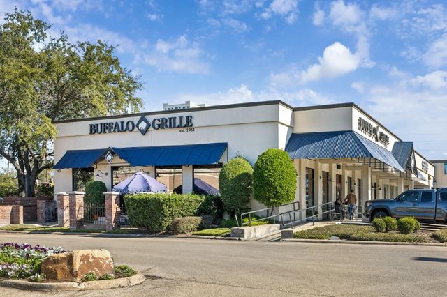 1270 Wood Hollow Drive, Houston, TX 77057