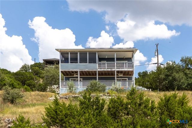 667 Rock Castle, Canyon Lake, TX 78133