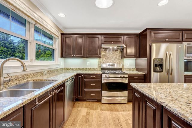 4510 RHETT LN, Fairfax, VA 22030