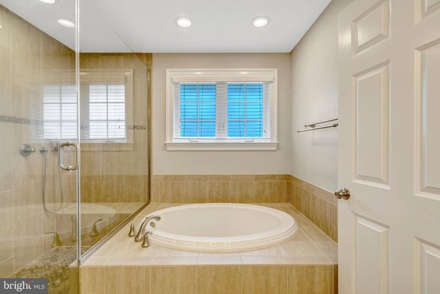 4510 RHETT LN, Fairfax, VA 22030