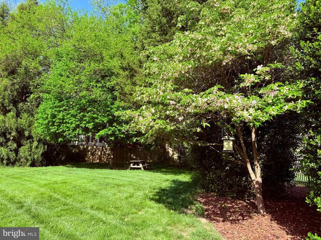 4510 RHETT LN, Fairfax, VA 22030