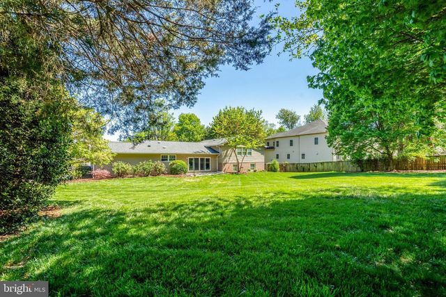 4510 RHETT LN, Fairfax, VA 22030