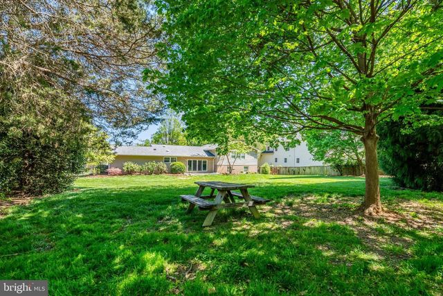 4510 RHETT LN, Fairfax, VA 22030