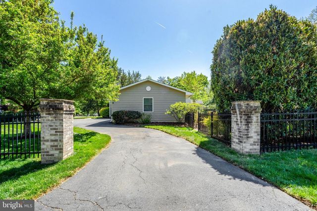 4510 RHETT LN, Fairfax, VA 22030