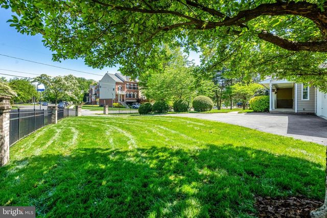 4510 RHETT LN, Fairfax, VA 22030
