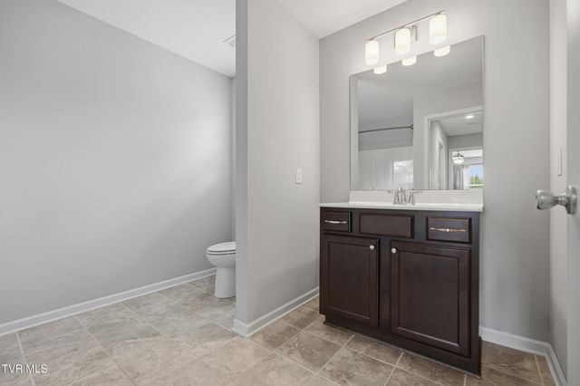 916 Lona Lane, Bluff City, TN 37618
