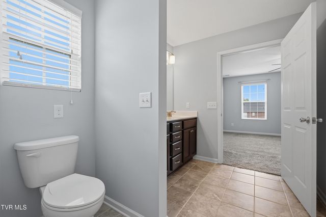 916 Lona Lane, Bluff City, TN 37618