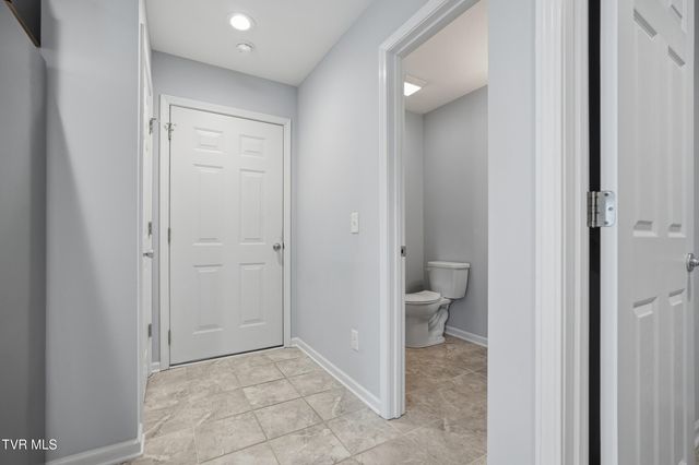 916 Lona Lane, Bluff City, TN 37618