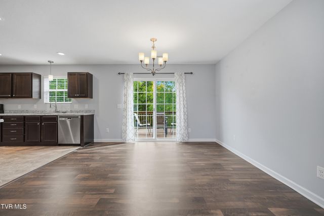 916 Lona Lane, Bluff City, TN 37618