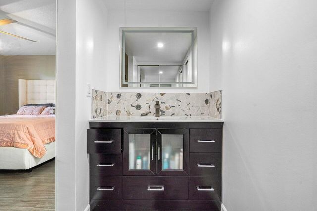 6121 Balboa Circle 103, Boca Raton, FL 33433