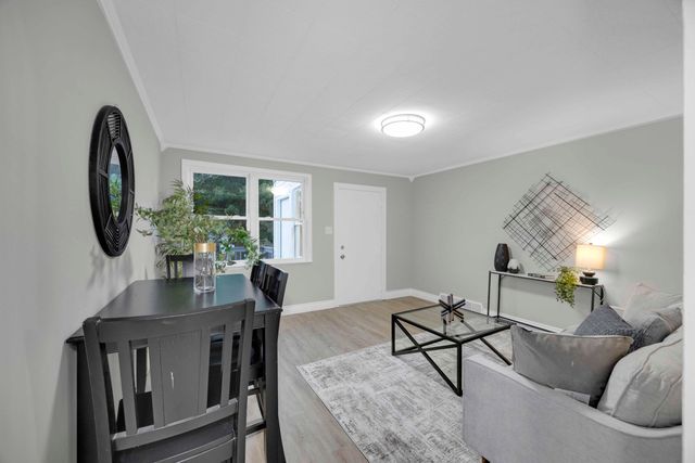 1135 169th Street, Hammond, IN 46324