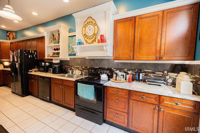 719 E Washington Street, Muncie, IN 47305