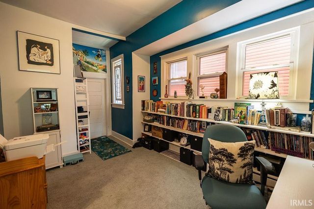 719 E Washington Street, Muncie, IN 47305