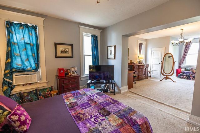 719 E Washington Street, Muncie, IN 47305