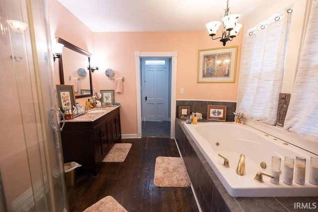 719 E Washington Street, Muncie, IN 47305