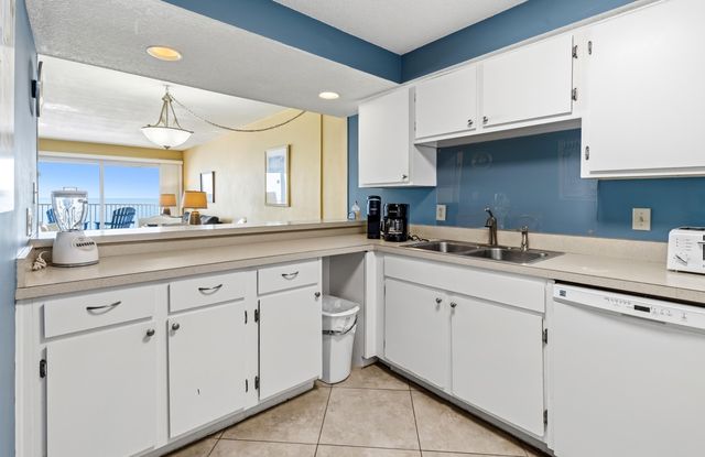 675 Scenic Gulf Drive UNIT 402A, Miramar Beach, FL 32550