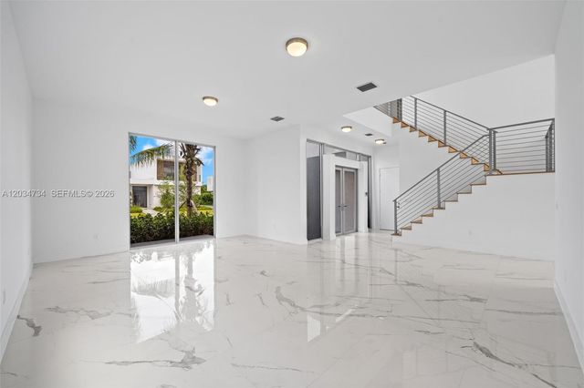 16710 N Botaniko Dr N, Weston, FL 33326